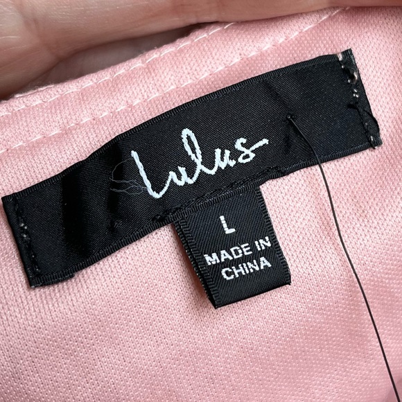 Lulu’s Lace Dress - Picture 8 of 12